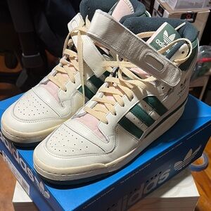 Adidas Forum 84 High-Top Sneakers - Cream and Green